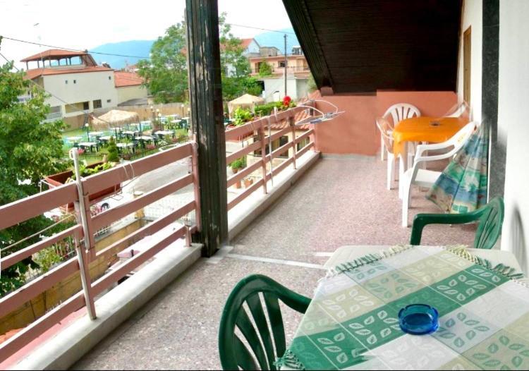 Villa Magda เนอาวรัสนา ภายนอก รูปภาพ